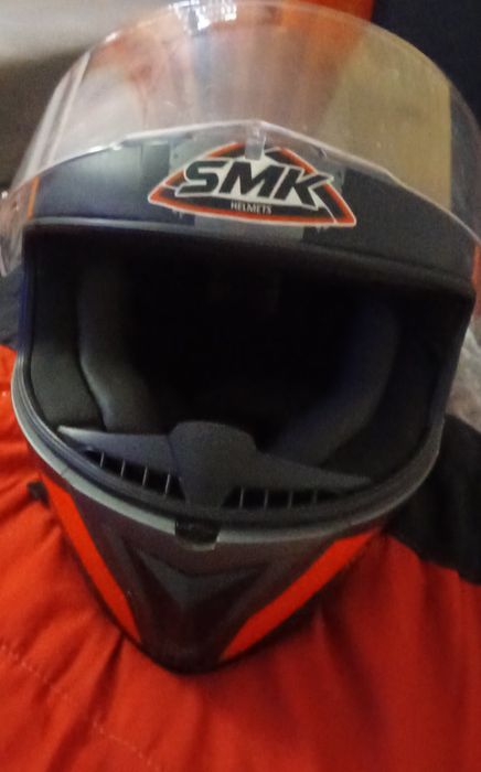 Vendo capacete em bom estado