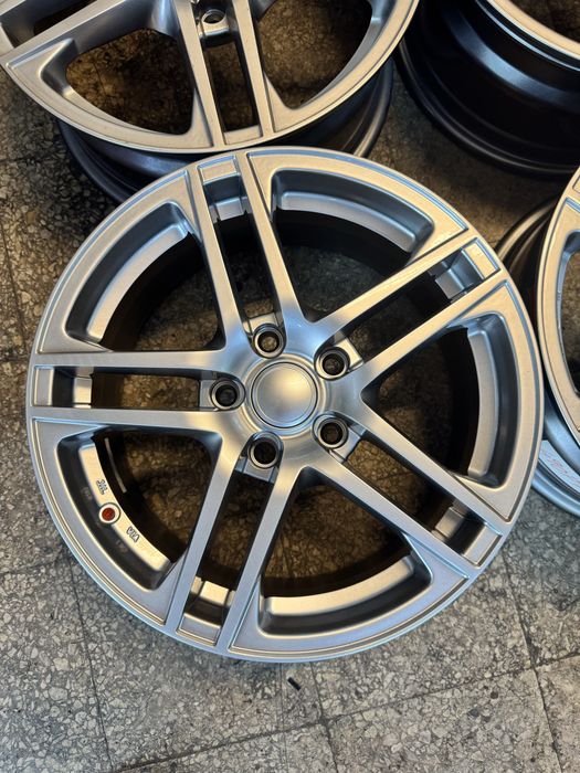 Jantes 16 para Volkswagen Golf / Audi A3 / Audi A4 etc…