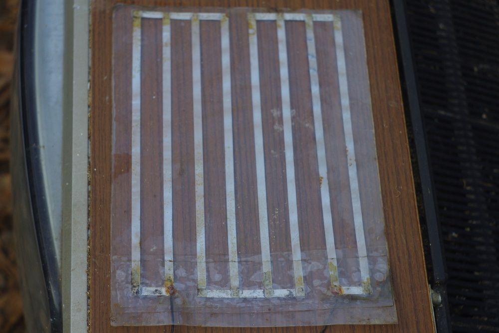 пленочный обогреватель  рамки рута дадан камушка  для ульев и пчел