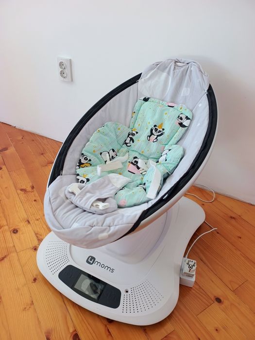 Заколисуючий центр (шезлонг-гойдалка) 4moms mamaRoo 3.0 (модель 1026).
