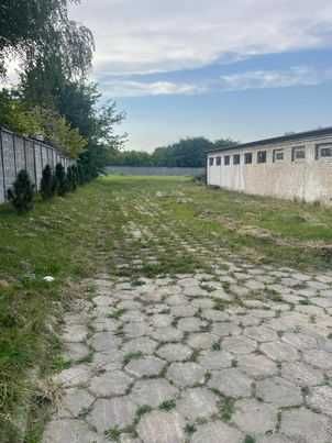 Wynajmę plac 5000 m², budynek biurowo magazynowy, parking - Więcej