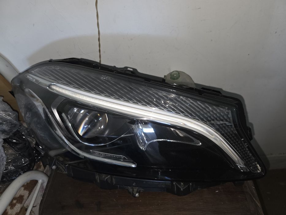 Optica Mercedes xenon e lede