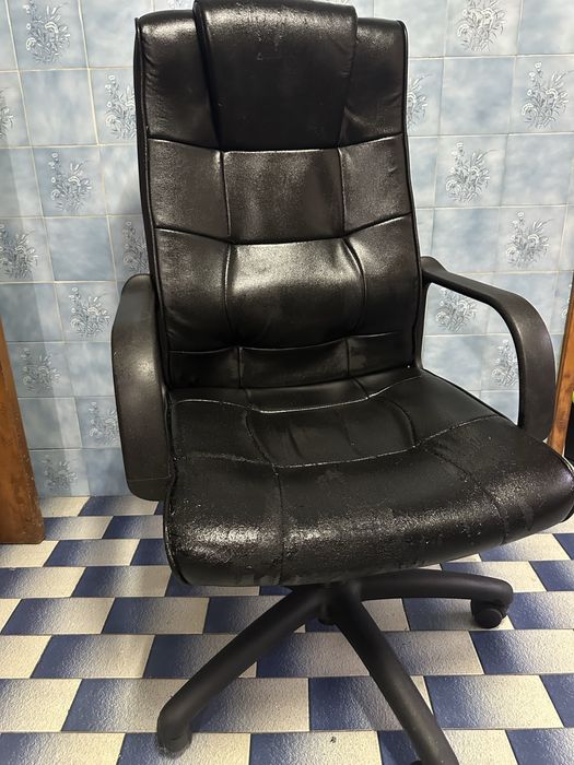 Mesa secretaria mas cadeira