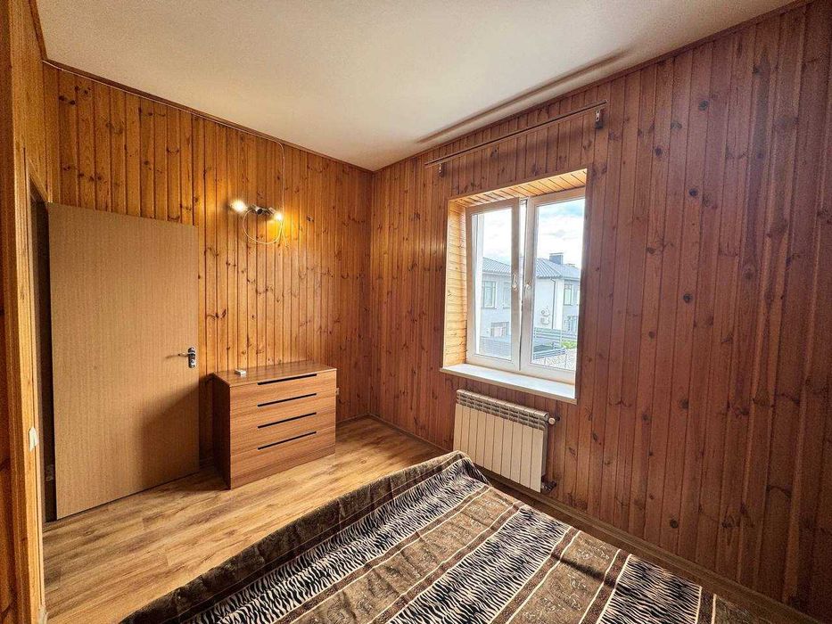 Гатне 2-х кім квартира 60м Центр