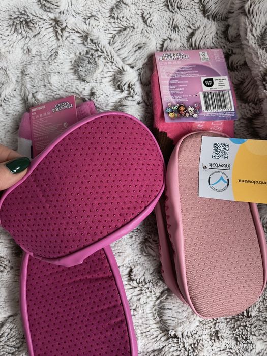 Nowe 2 pary kapcie Gabi 25/26