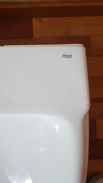 Lavatório com pedestal da Roca