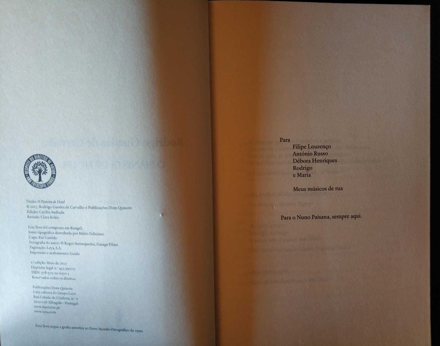 Livro "O Pianista de Hotel" de Rodrigo Guedes de Carvalho
