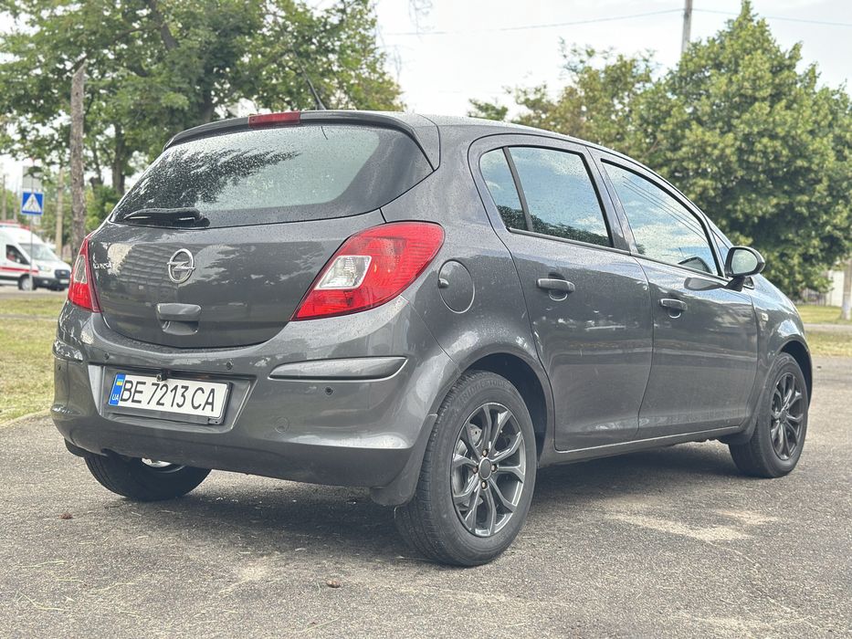 Продам Opel Corsa 2012 , Автомат