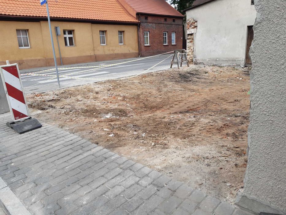 Usługi koparko-ładowarką,usługi transportowe,rozbiórki,wykopy