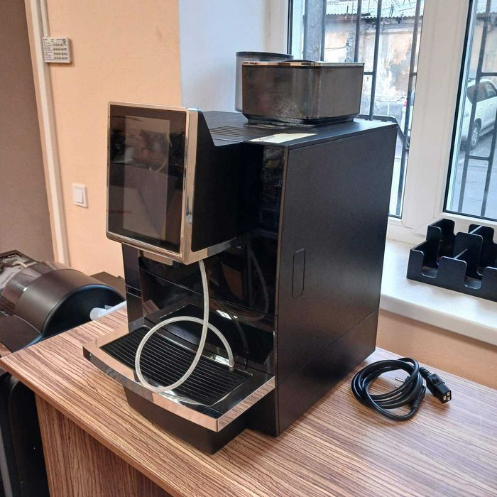 Кавомашина автоматична Dr.Coffee f12 8L