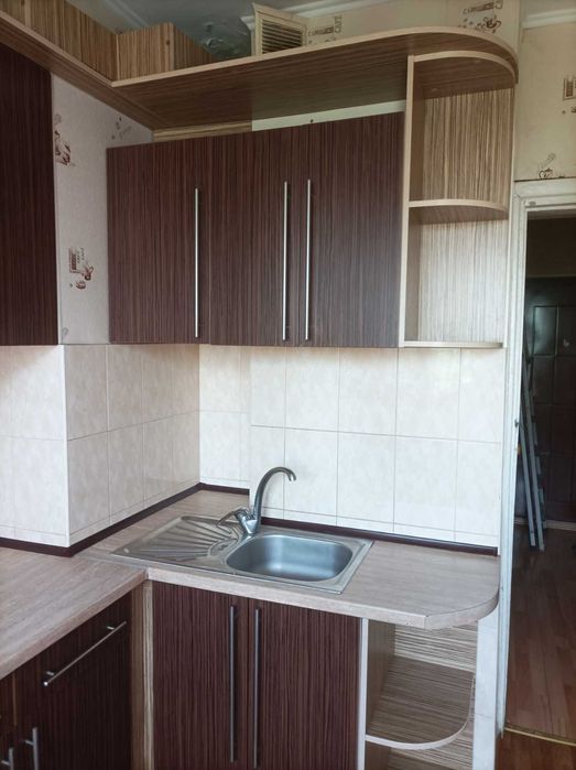 Сдам большую по площади 1 комнатную квартиру на Черемушках Дом Мебели