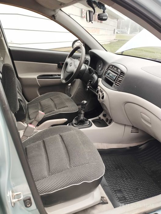 Продам Hyundai Accent 2008