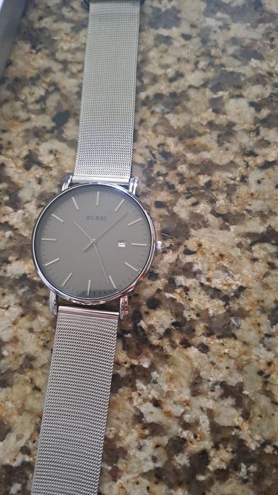 Relógios BUREI – Novos (3 modelos diferentes)

Vendo 3 relógios BUREI