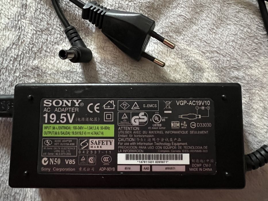 Ноутбук 14 Sony Vaio core2duo, 4ram, 320hdd wifi, bluetooth