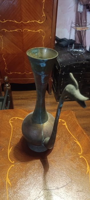 Продам очень старый кувшин