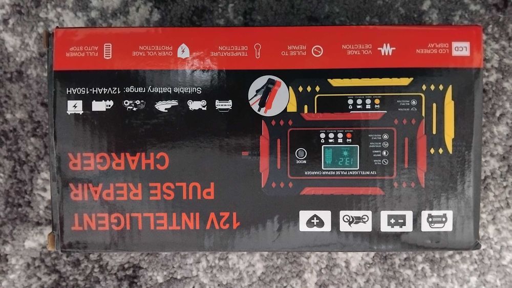 Інвертор зарядий пристрій акумулятор.комплекти при відключенні світла