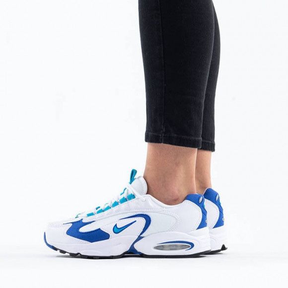 NIKE AIR MAX TRIAX (37.5-38) 24см женские кроссовки оригинальные белые