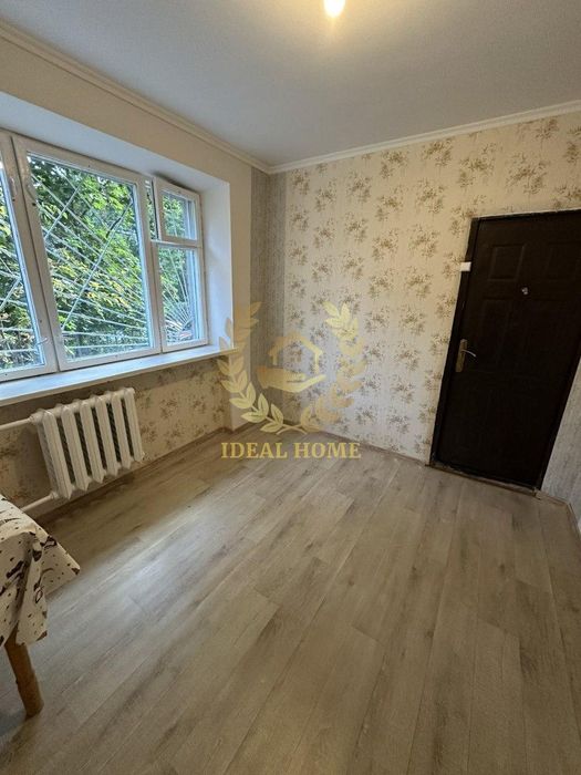 Продаж кімнати в гуртожитку біля метро Дорогожичи