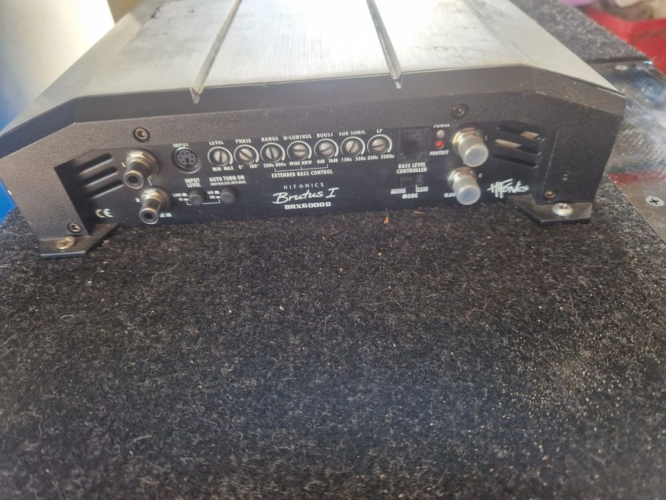 Wzmacniacz samochodowy HIFONICS