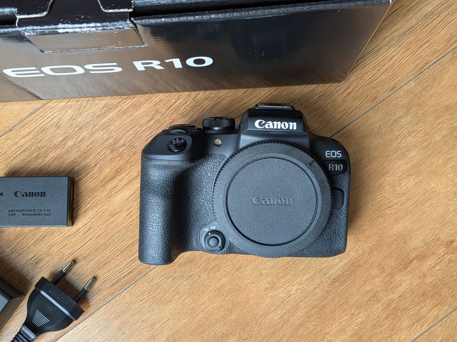 Canon R10 com garantia até 09/2028