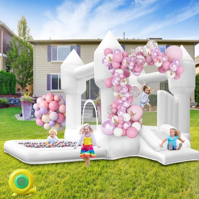 Biały dmuchany zamek na chrzciny, roczki i komunię tylko  do wewnątrz
