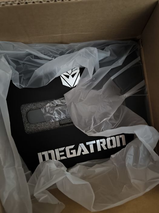 Transformers Edição Limitada - Megatron Auto-Converting Robot [Novo]