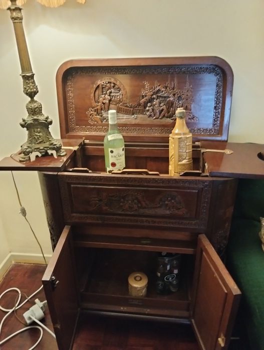 Bar antigo estilo oriental