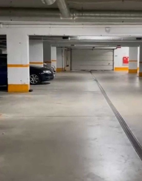 Miejsce postojowe w garażu wielostanowiskowym przy ul. Daszyńskiego