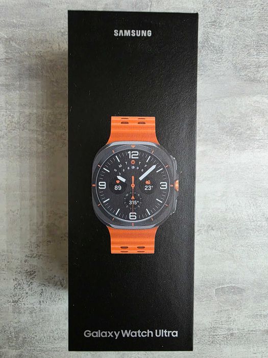 Смарт-годинник Samsung Galaxy Watch Ultra SM-L705 eSim Titanium Gray (SM-L705FDAASEK)
