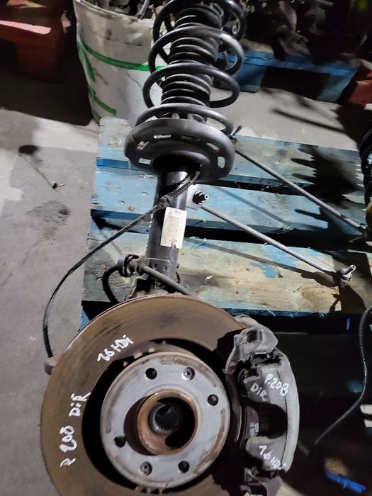 Pinças de travagem peugeot 208 1.6 hdi