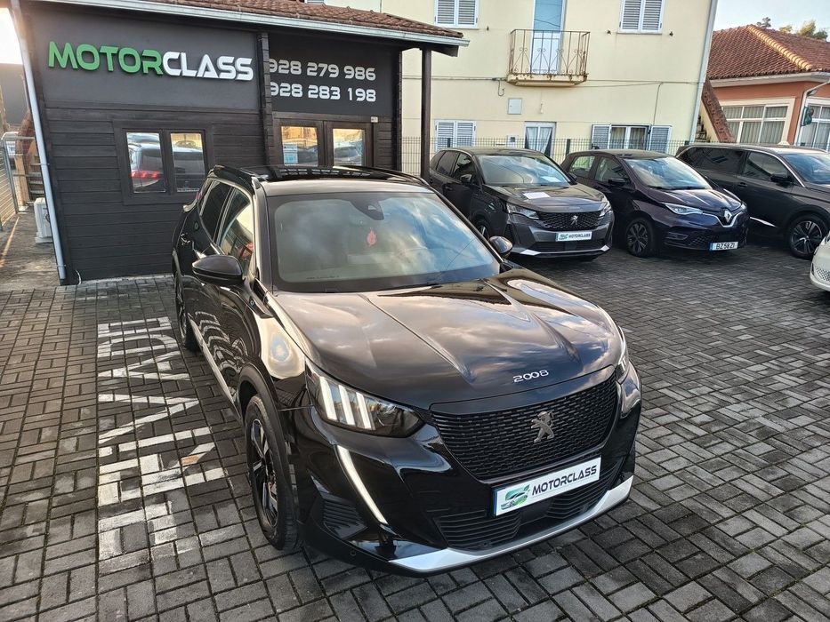 Peugeot e-2008 50 kWh GT