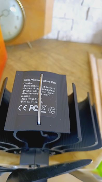 Wentylator Kominkowy Zasilany Ciepłem Wiatrak Termoelektryczny Eko