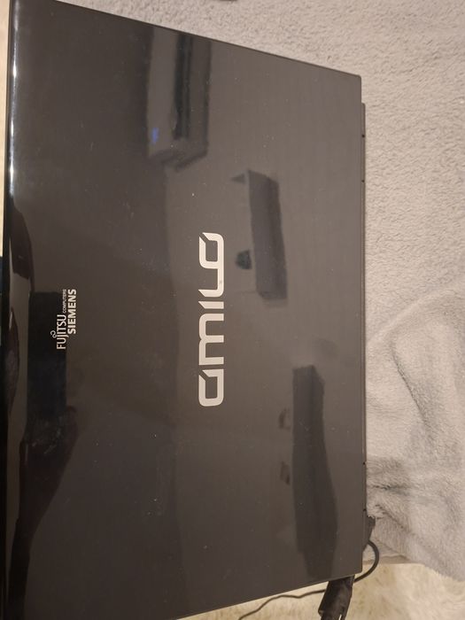 Laptop Fujitsu Siemens Amilo li 3710