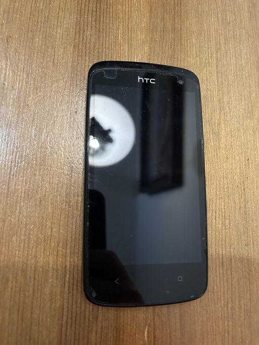 Telefon HTC Desire 500