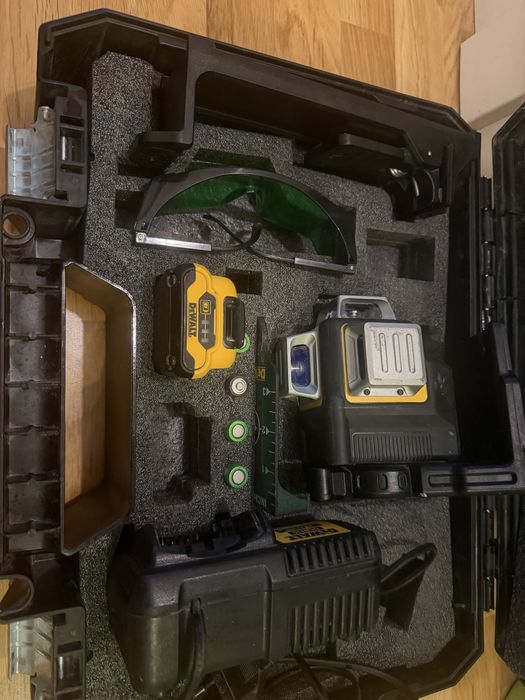 DEWALT DCE089D1G laser krzyzowy. Bardzo dobry stan