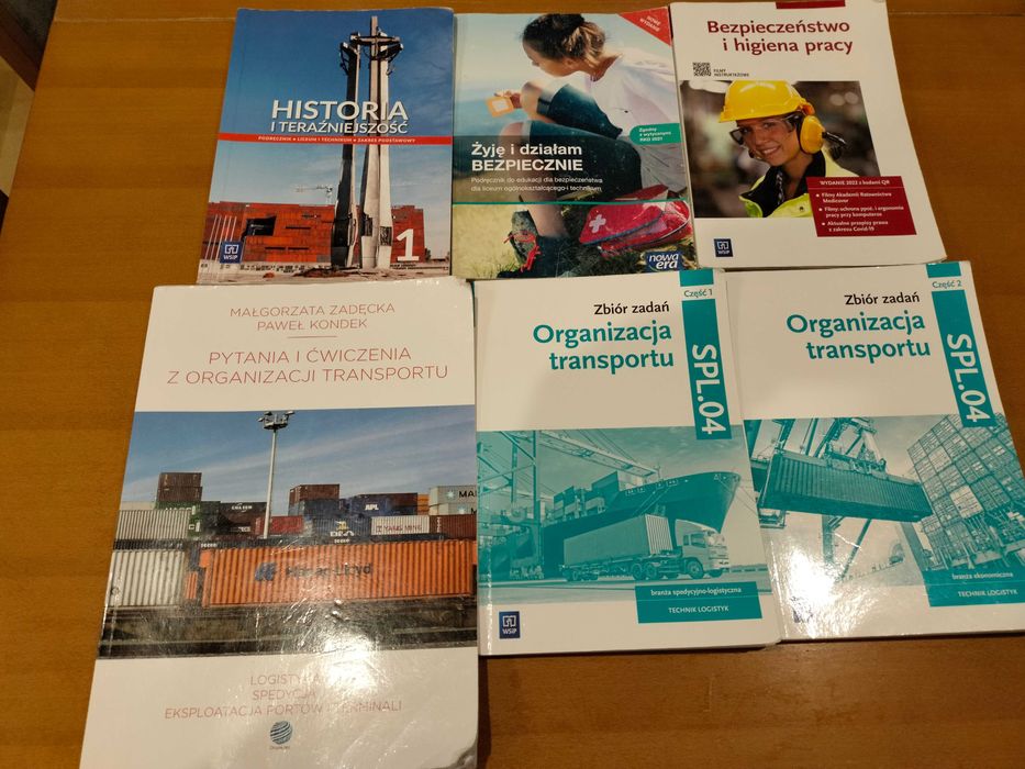 Podręczniki szkolne technikum ( logistyk)