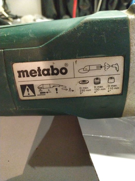 Кутова шліфувальна машина(болгарка)Metabo