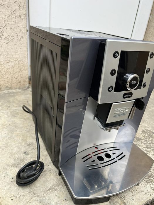 De'Longhi Perfecta Cappuccino ESAM 5500.