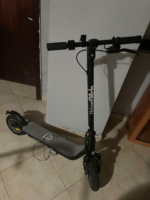 Trotineta go guinde em bom estado