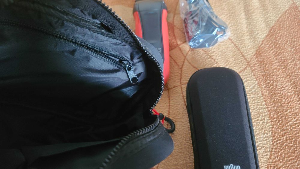 Електробритва Braun Series 3 300 сіткова кейс+чохол мережа+акум. нове