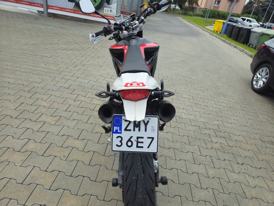 Husqvarna sms 630 supermoto