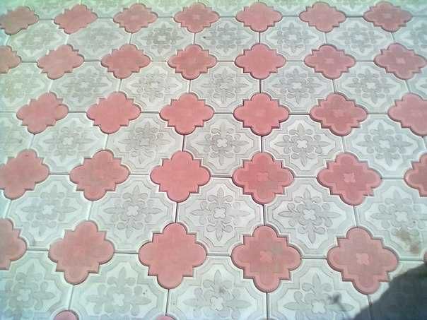 Укладання тротуарноЇ плитки