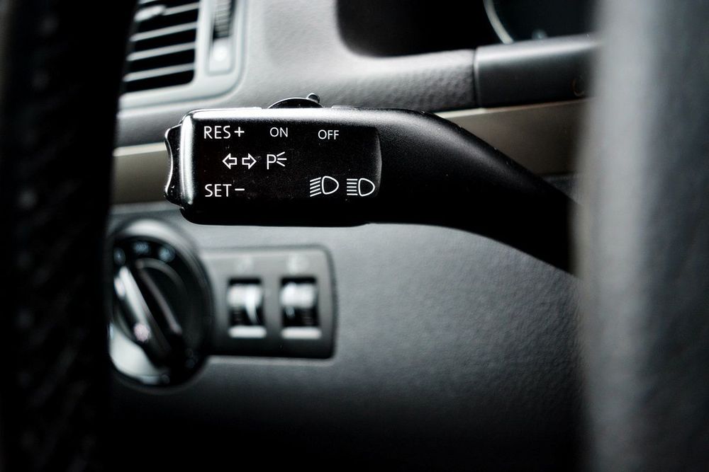 Volkswagen Touran Automat, Klimatyzacja, Czujniki parkowania, Podgrzewane fotele