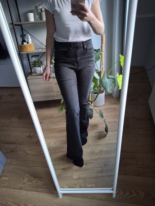 Rozmiar M, Bench grafitowe jeansy flare dzwony, spodnie jeansowe