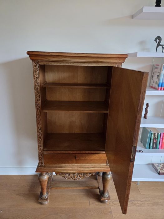 Antyk/ komoda/biblioteczka/beliźniarka przedwojenna