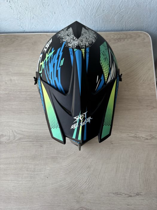 Продам кросовий шлем