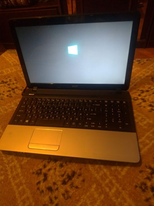 Продам ноутбук Acer телефон планшет