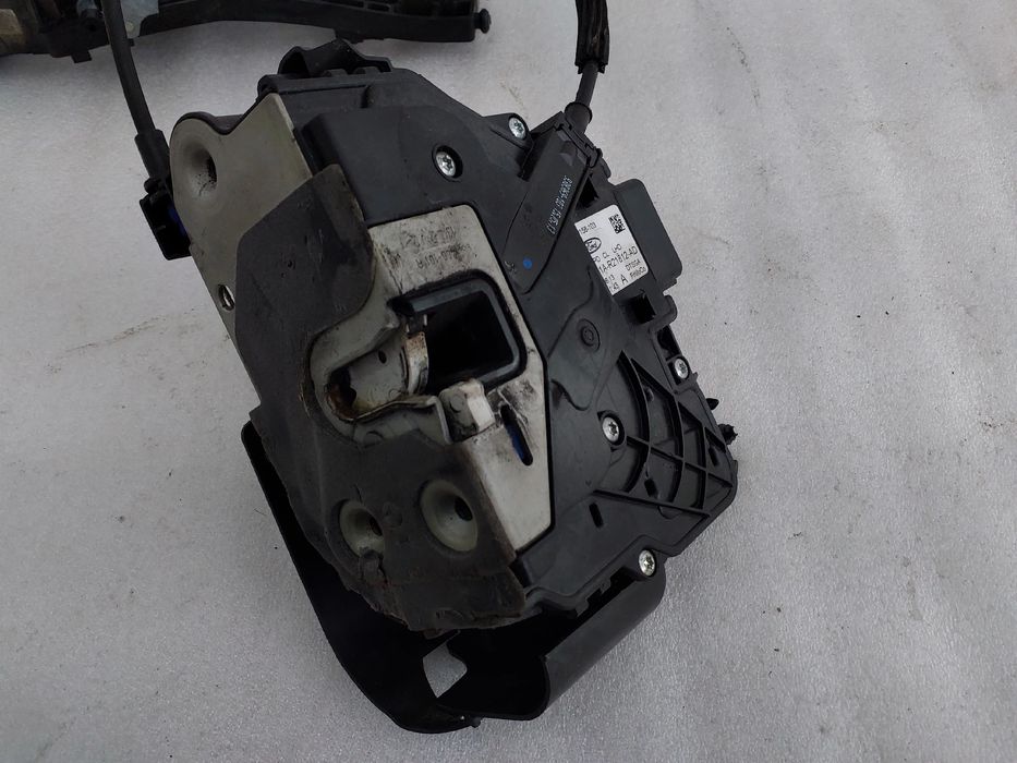 Fechadura / fecho porta frente direito FORD B-Max (JK)