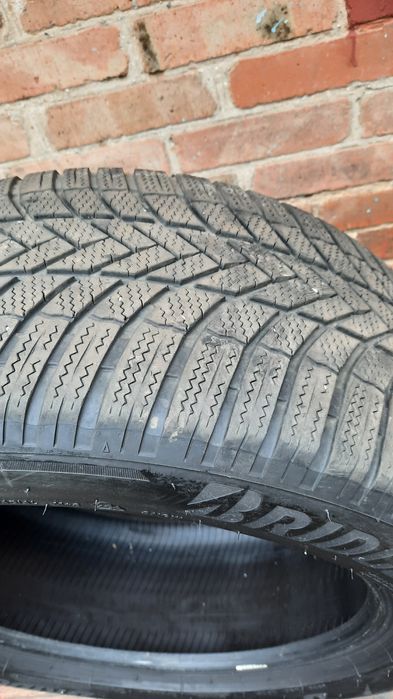 Резина Bridgestone Blizzak Lm005