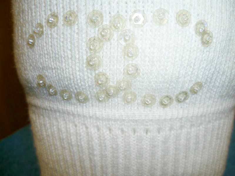 Женская двухслойная шапка теплая молочная глубокая 50% шерсть 57-58-59